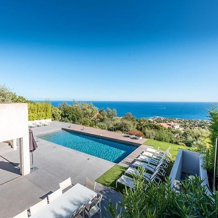 Vue Panoramique Sur La Baie De St Tropez Villa เลอิสซ็องเบรอ ภายนอก รูปภาพ