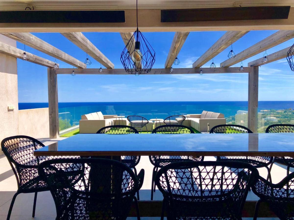 Vue Panoramique Sur La Baie De St Tropez Villa เลอิสซ็องเบรอ ภายนอก รูปภาพ