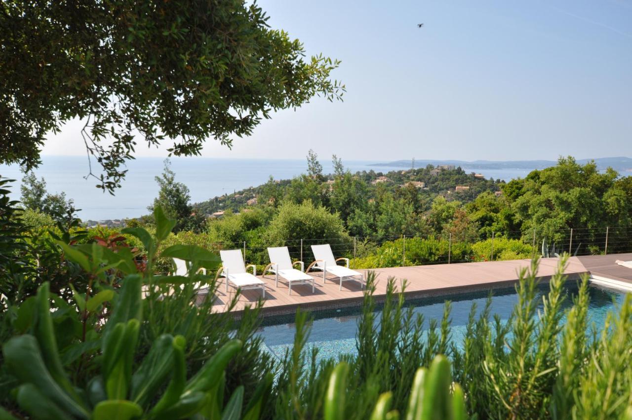 Vue Panoramique Sur La Baie De St Tropez Villa เลอิสซ็องเบรอ ภายนอก รูปภาพ
